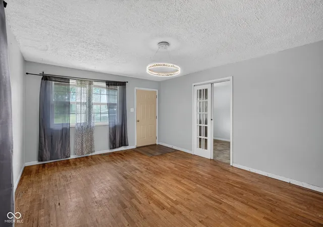 Photo 4 of Single family home for sale at 332 S Mcclure St, Indianapolis, IN 46241 | MLS# 22118968 | Listing updated on 2026-08-31