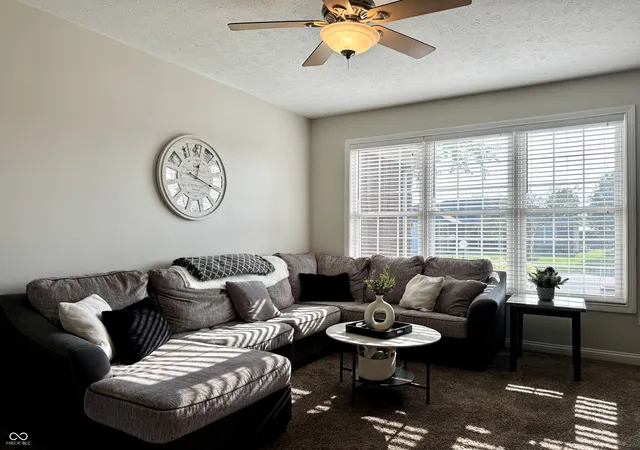 Photo 4 of Single family home for sale at 6994 Meredith Dr, Seymour, IN 47274 | MLS# 22118982 | Listing updated on 2026-08-25