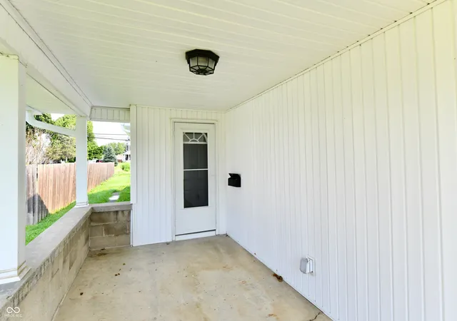 Photo 3 of Single family home for sale at 2712 S A St, Elwood, IN 46036 | MLS# 22118983 | Listing updated on 2026-08-27