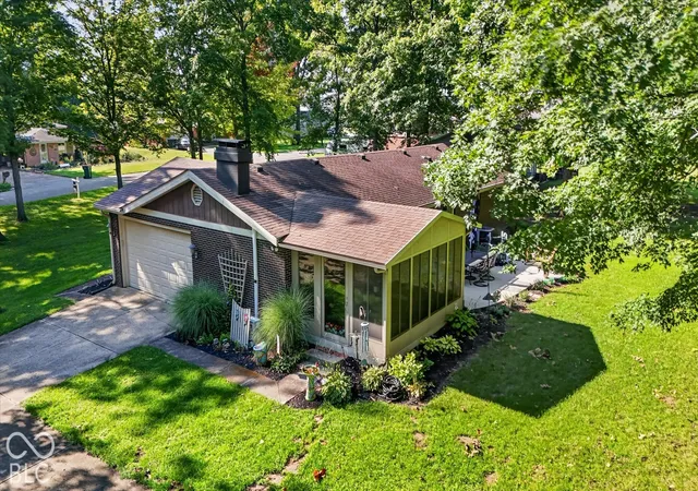 Photo 3 of Single family home for sale at 229 Noel Ln, Fortville, IN 46040 | MLS# 22118987 | Listing updated on 2026-10-06