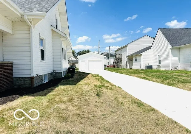 Photo 3 of Single family home for sale at 710 W Main St, Lebanon, IN 46052 | MLS# 22118989 | Listing updated on 2026-08-19