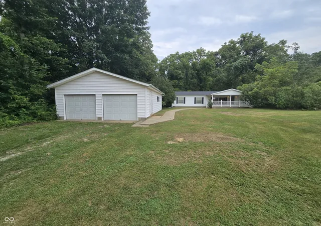3rd image of 7472 Stogsdill Rd, Bloomington, IN 47404 | MLS# 22118994