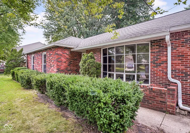 3rd image of 308 Juliann, Seymour, IN 47274 | MLS# 22118996