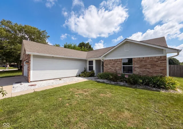 15th image of 345 Leffler Dr, Indianapolis, IN 46231 | MLS# 22119009