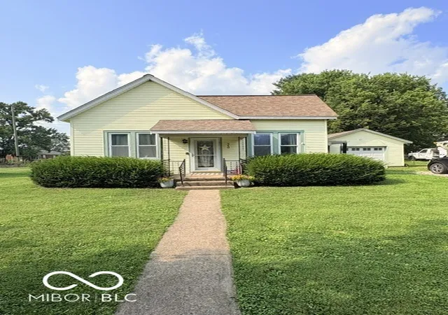 1st image of 310 E Washington St, New Richmond, IN 47967 | MLS# 22119017