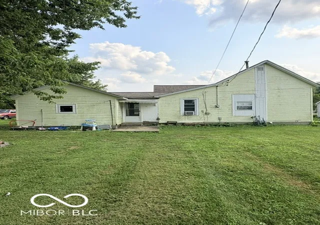 3rd image of 310 E Washington St, New Richmond, IN 47967 | MLS# 22119017