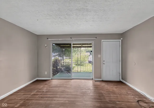 3rd image of 1725 N Audubon Rd, Indianapolis, IN 46218 | MLS# 22119018