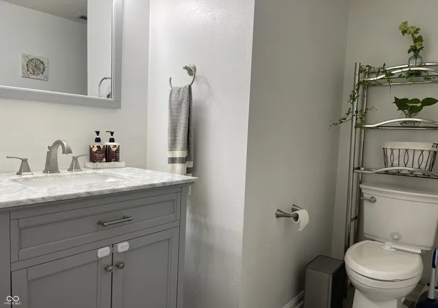 Photo 3 of Sale Pending at 10787 Running Brook Rd, Indianapolis, IN 46234 | MLS# 22119026 | Listing updated on 2026-10-22