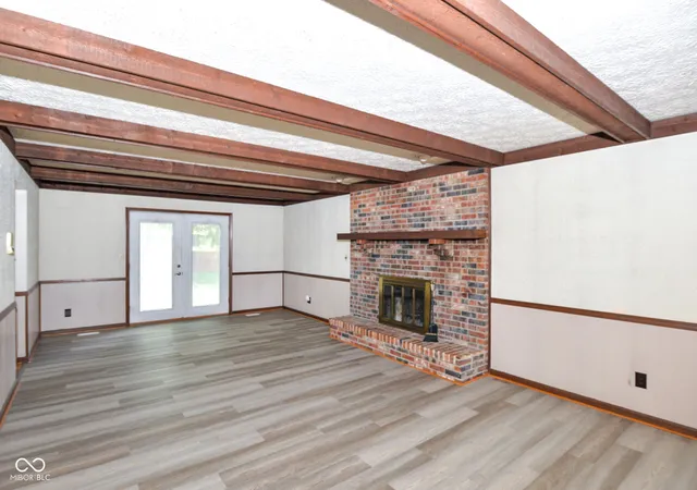 2nd image of 704 Kokomo Ln, Indianapolis, IN 46241 | MLS# 22119038
