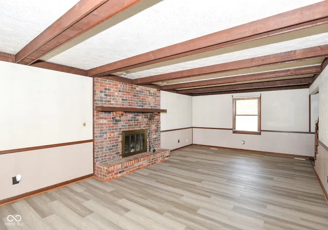 3rd image of 704 Kokomo Ln, Indianapolis, IN 46241 | MLS# 22119038
