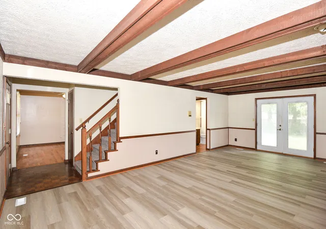 5th image of 704 Kokomo Ln, Indianapolis, IN 46241 | MLS# 22119038