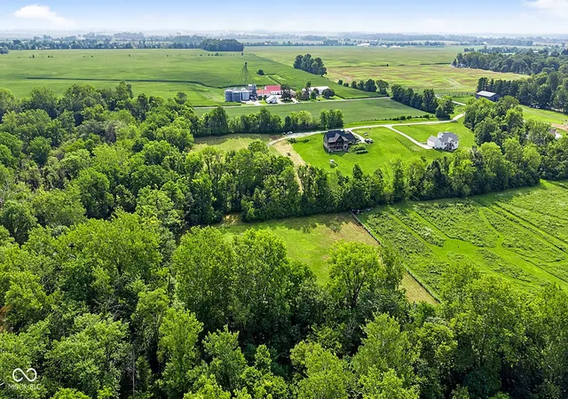 Photo 4 of Sale Pending at 3368 S 400 Road W, New Palestine, IN 46163 | MLS# 22119044 | Listing updated on 2026-08-29