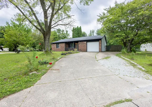 1st image of 7832 Gordon Wy, Indianapolis, IN 46237 | MLS# 22119060