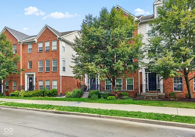 2nd image of 1098 Cavendish Dr, Carmel, IN 46032 | MLS# 22119064