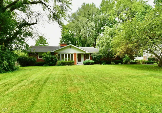 Photo 2 of Single family home for sale at 4648 Bluffwood N, Indianapolis, IN 46228 | MLS# 22119069 | Listing updated on 2026-09-05