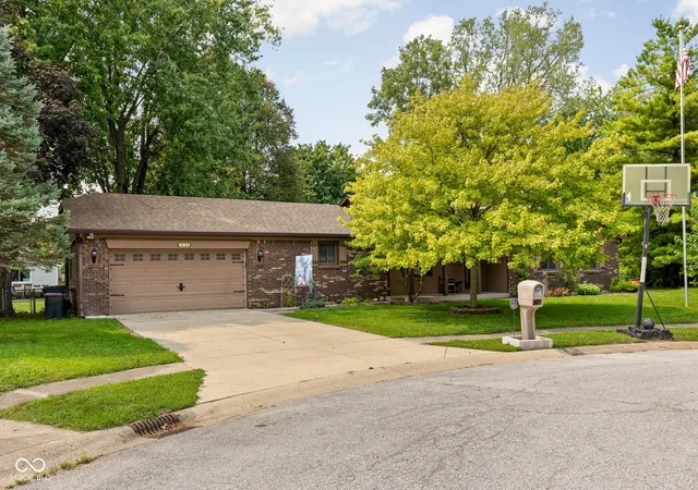 4th image of 1636 Birch Ct, Plainfield, IN 46168 | MLS# 22119072