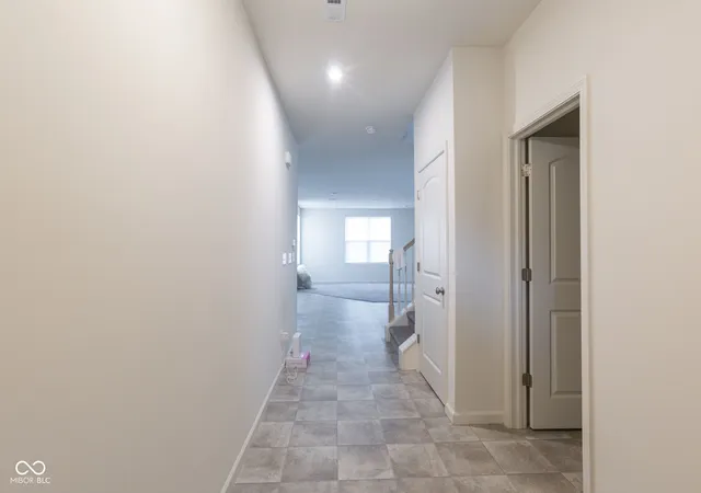 Photo 4 of Single family home for sale at 5432 Laurel Crst, Noblesville, IN 46062 | MLS# 22119075 | Listing updated on 2026-09-18