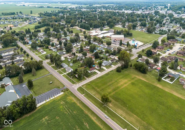 25th image of 1010 Shelby St, Edinburgh, IN 46124 | MLS# 22119081