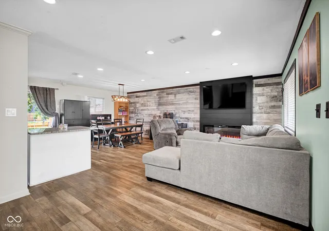 4th image of 1010 Shelby St, Edinburgh, IN 46124 | MLS# 22119081