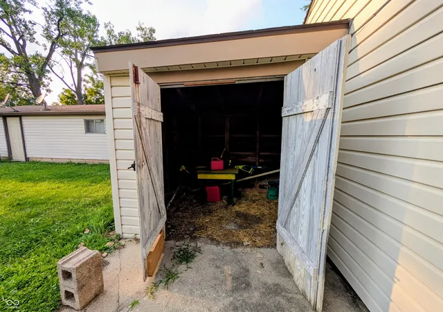Photo 26 of Sale Pending at 222 S Fenton Ave, Indianapolis, IN 46219 | MLS# 22119082 | Listing updated on 2026-08-13