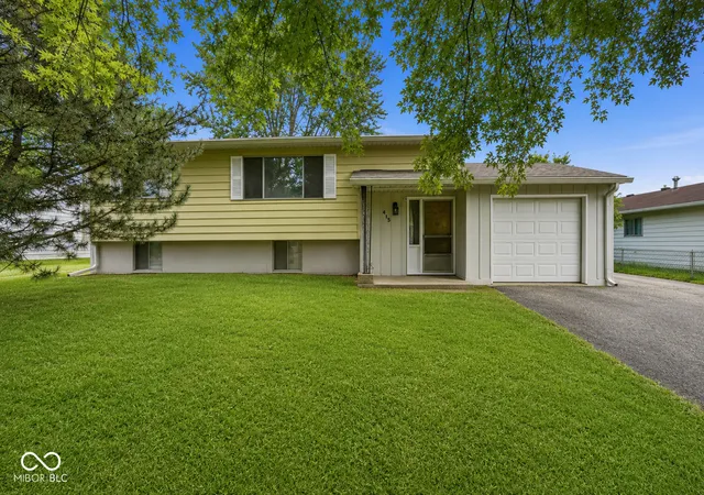 1st image of 415 Lindley Ave, Indianapolis, IN 46241 | MLS# 22119084