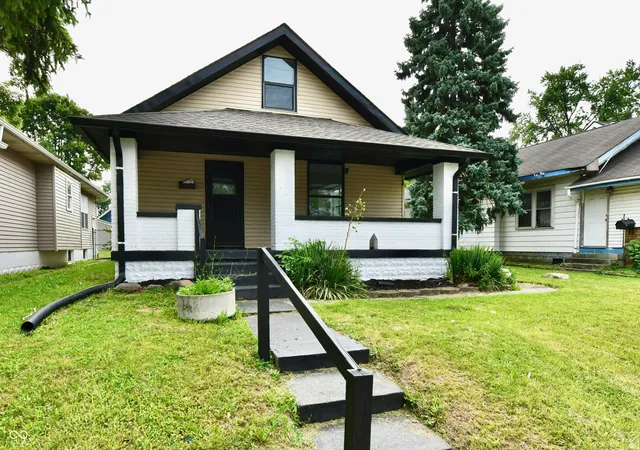 1st image of 41 S Sherman Dr, Indianapolis, IN 46201 | MLS# 22119115