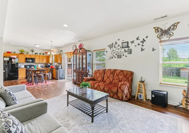 Photo 3 of Single family home for sale at 627 Appleseed Dr, Indianapolis, IN 46217 | MLS# 22119139 | Listing updated on 2026-08-12