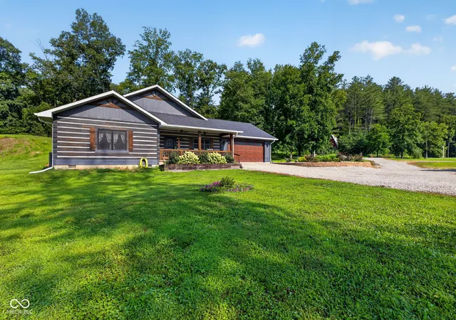 Photo 2 of Single family home for sale at 237 Salt Crk Rd, Nashville, IN 47448 | MLS# 22119150 | Listing updated on 2026-09-22