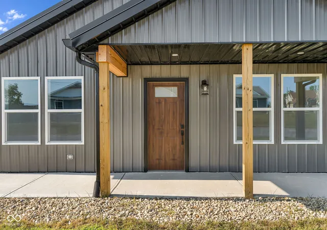 3rd image of 406 E College St, Bainbridge, IN 46105 | MLS# 22119157
