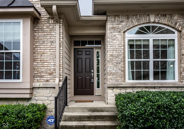 Photo 3 of Single family home for sale at 15471 Mission Hills Dr, Carmel, IN 46033 | MLS# 22119171 | Listing updated on 2026-09-23