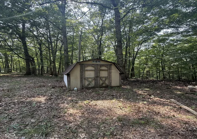 4th image of 9450 S Chapel Hill Rd, Heltonville, IN 47436 | MLS# 22119173