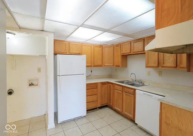 4th image of 6370 Commons Dr, Indianapolis, IN 46254 | MLS# 22119177