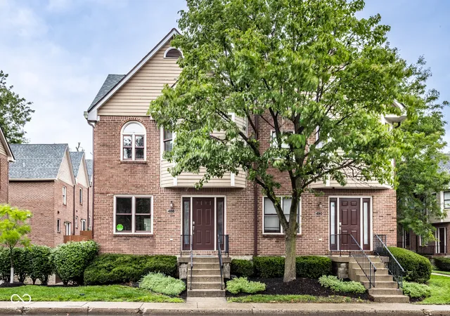2nd image of 488 E 10th St, Indianapolis, IN 46202 | MLS# 22119180