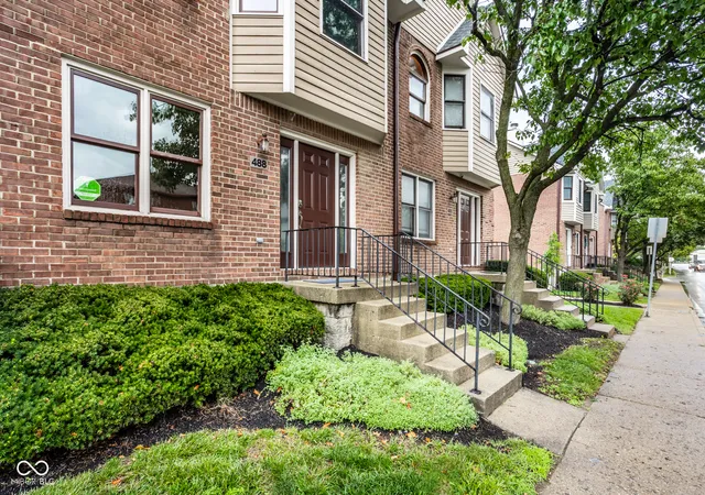 4th image of 488 E 10Th St, Indianapolis, IN 46202 | MLS# 22119180