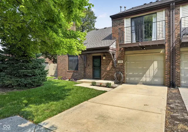 3rd image of 374 E Saint Clair St, Indianapolis, IN 46202 | MLS# 22119187