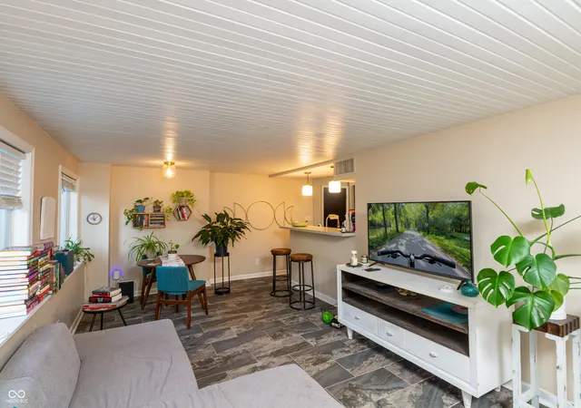 5th image of 4840 Winthrop Ave, Indianapolis, IN 46205 | MLS# 22119196