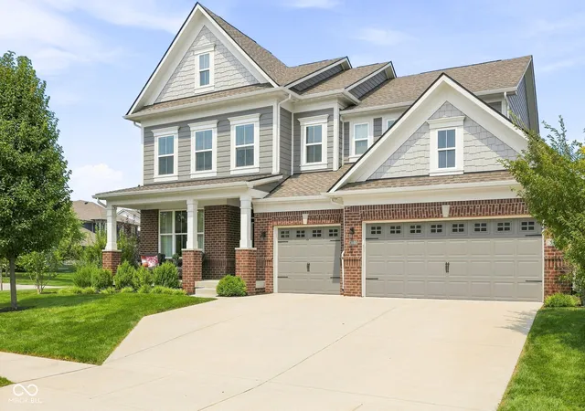 2nd image of 5948 Weldra Dr, Zionsville, IN 46077 | MLS# 22119202