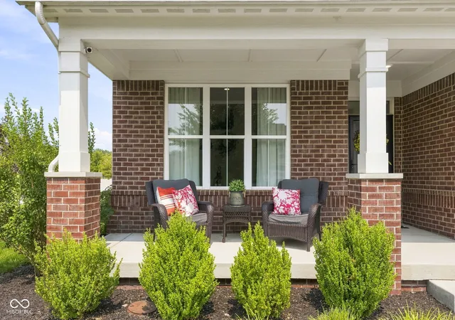 3rd image of 5948 Weldra Dr, Zionsville, IN 46077 | MLS# 22119202
