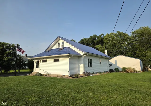 1st image of 2960 S Miller St, Shelbyville, IN 46176 | MLS# 22119217