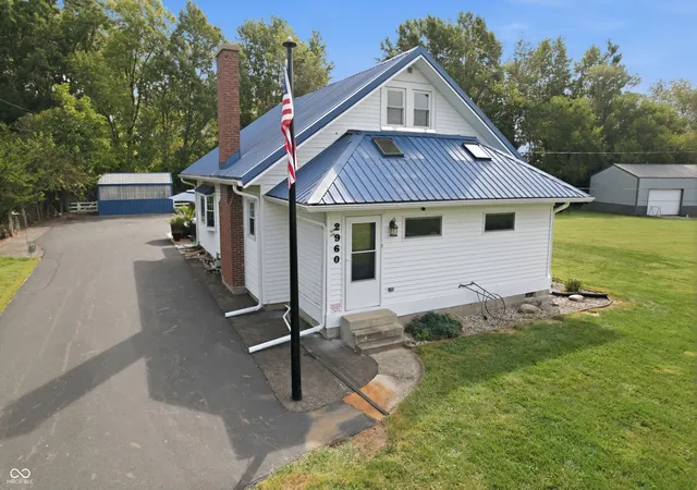 Photo 1 of Sale Pending at 2960 S Miller St, Shelbyville, IN 46176 | MLS# 22119217 | Listing updated on 2026-09-28