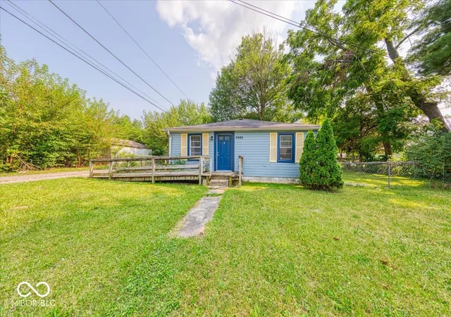 2nd image of 5665 E 20th St, Indianapolis, IN 46218 | MLS# 22119219