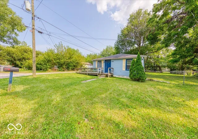 3rd image of 5665 E 20Th St, Indianapolis, IN 46218 | MLS# 22119219