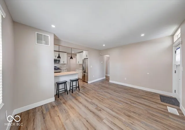 4th image of 428 N Arnolda Ave, Indianapolis, IN 46222 | MLS# 22119225