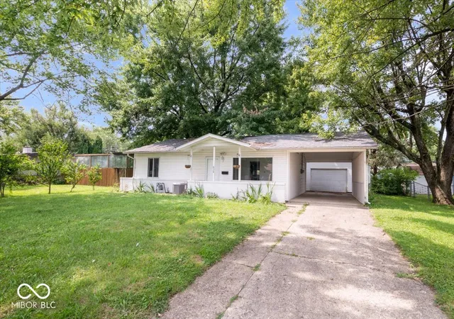 3rd image of 638 Sweetbriar Ave, Whiteland, IN 46184 | MLS# 22119230