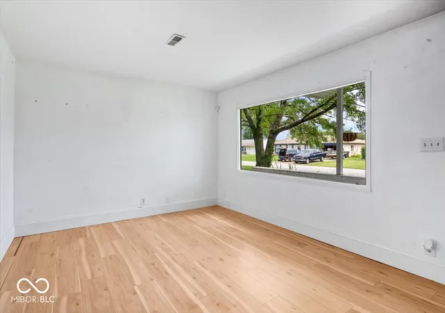 5th image of 638 Sweetbriar Ave, Whiteland, IN 46184 | MLS# 22119230