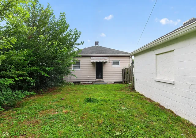 2nd image of 4818 English Ave, Indianapolis, IN 46201 | MLS# 22119241