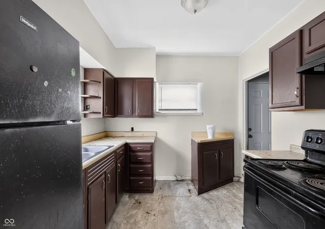 4th image of 4818 English Ave, Indianapolis, IN 46201 | MLS# 22119241