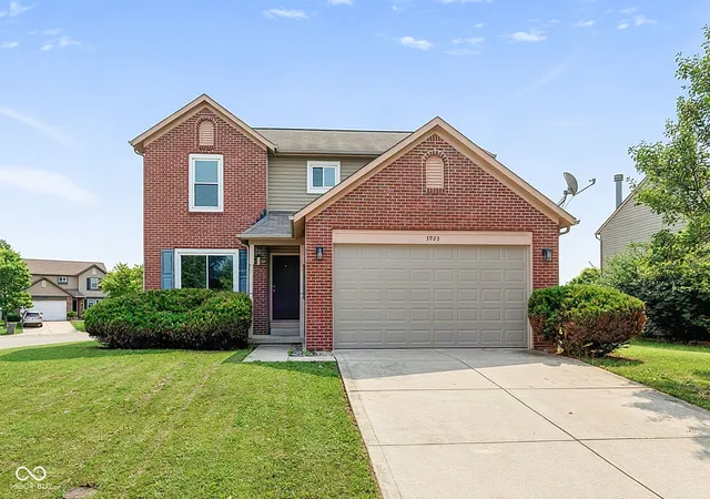 1st image of 3923 Planewood Dr, Indianapolis, IN 46235 | MLS# 22119247