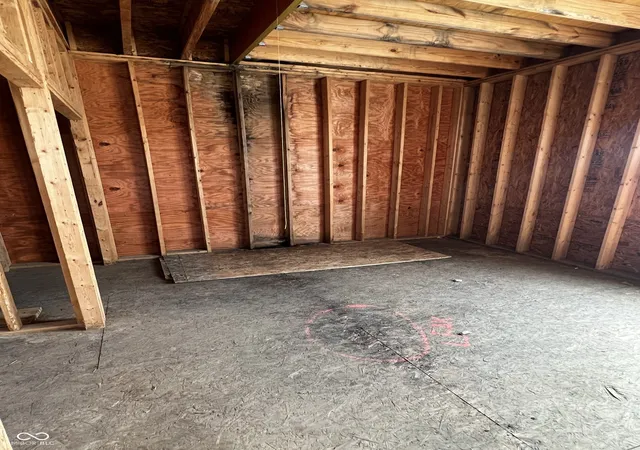 Photo 4 of Single family home for sale at 1401 S Alabama, Indianapolis, IN 46225 | MLS# 22119254 | Listing updated on 2026-10-15