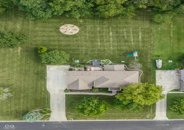 63rd image of 2584 E Fairway Village Dr, Greenfield, IN 46140 | MLS# 22119259